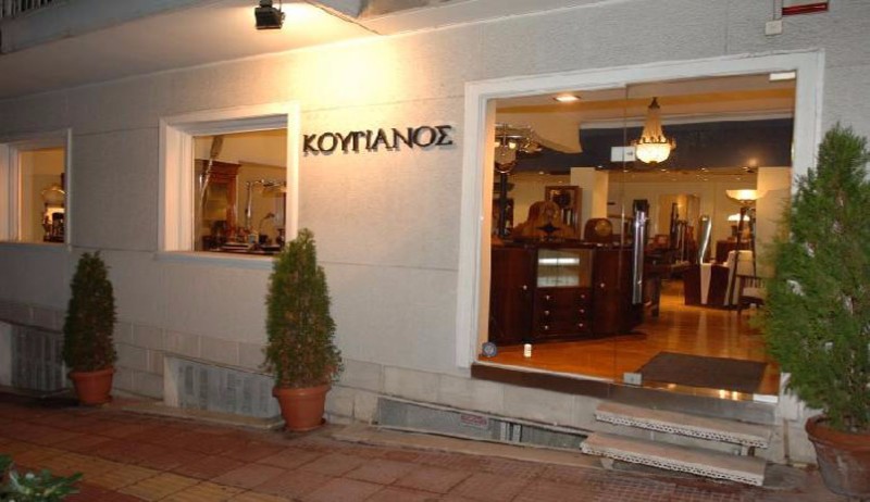 antiques-store